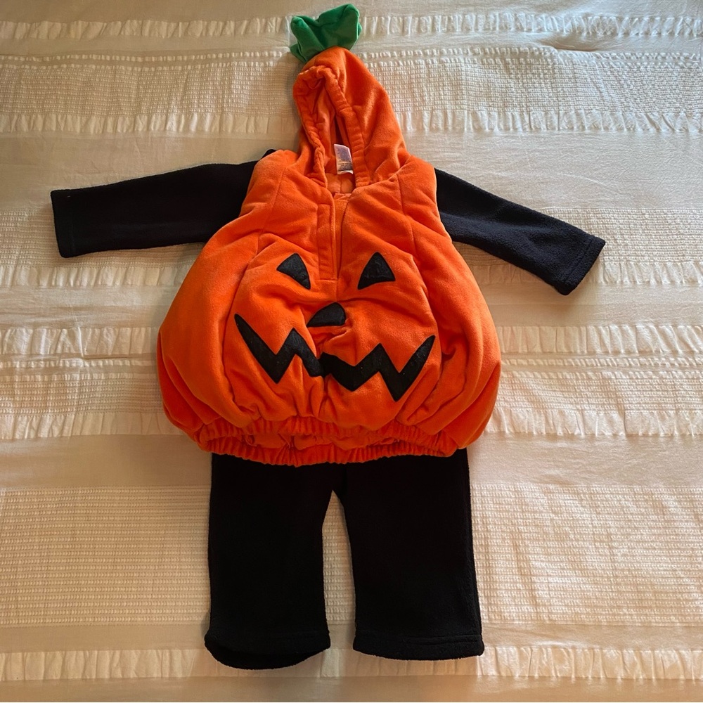 Old Navy Baby Pumpkin Costume, 6M - 12M